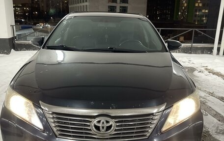 Toyota Camry, 2011 год, 1 300 000 рублей, 2 фотография