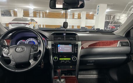 Toyota Camry, 2011 год, 1 300 000 рублей, 11 фотография