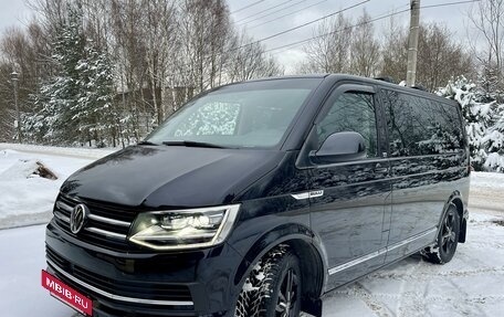 Volkswagen Multivan T6 рестайлинг, 2019 год, 6 300 000 рублей, 7 фотография