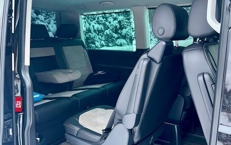 Volkswagen Multivan T6 рестайлинг, 2019 год, 6 300 000 рублей, 17 фотография