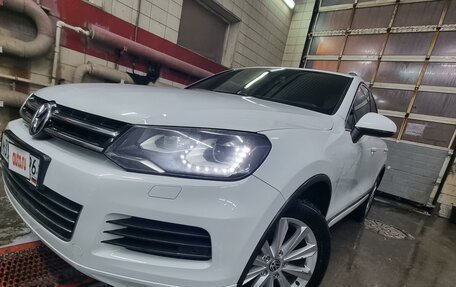 Volkswagen Touareg III, 2013 год, 2 299 000 рублей, 4 фотография