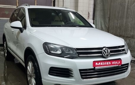 Volkswagen Touareg III, 2013 год, 2 299 000 рублей, 5 фотография