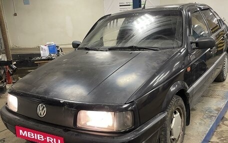 Volkswagen Passat B3, 1992 год, 16 фотография