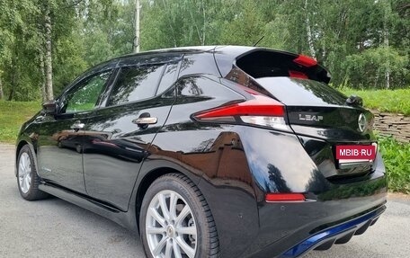 Nissan Leaf II, 2017 год, 1 580 000 рублей, 19 фотография