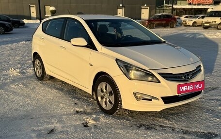 Hyundai Solaris II рестайлинг, 2015 год, 925 000 рублей, 7 фотография