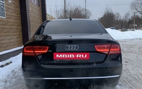 Audi A8, 2012 год, 2 500 000 рублей, 7 фотография