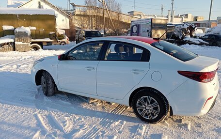 KIA Rio IV, 2018 год, 1 780 000 рублей, 5 фотография