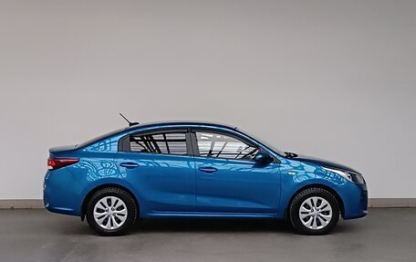 KIA Rio IV, 2017 год, 1 100 000 рублей, 4 фотография