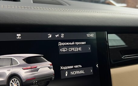 Porsche Cayenne III, 2019 год, 9 000 000 рублей, 34 фотография