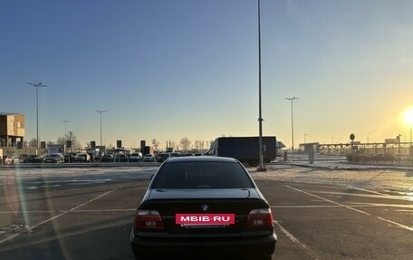 BMW 5 серия, 2001 год, 890 000 рублей, 3 фотография