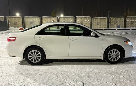 Toyota Camry, 2011 год, 1 350 000 рублей, 4 фотография