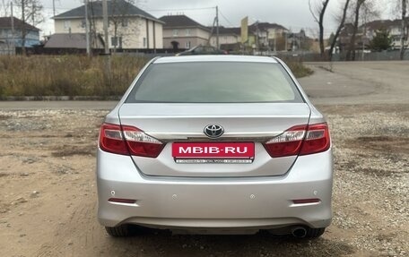 Toyota Camry, 2013 год, 1 390 000 рублей, 5 фотография