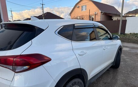 Hyundai Tucson III, 2017 год, 1 800 000 рублей, 4 фотография