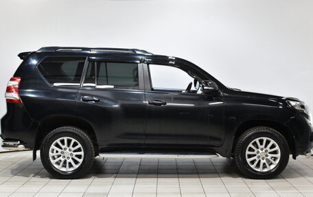 Toyota Land Cruiser Prado 150 рестайлинг 2, 2015 год, 3 434 000 рублей, 5 фотография