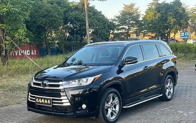 Toyota Highlander III, 2021 год, 4 000 000 рублей, 1 фотография