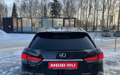 Lexus RX IV рестайлинг, 2021 год, 5 450 000 рублей, 5 фотография