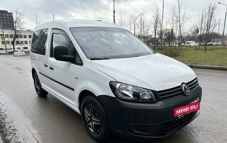 Volkswagen Caddy III рестайлинг, 2011 год, 750 000 рублей, 3 фотография