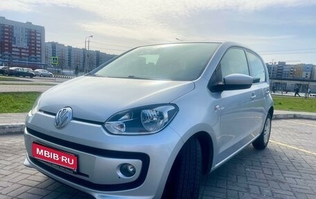 Volkswagen up! I рестайлинг, 2016 год, 799 000 рублей, 1 фотография