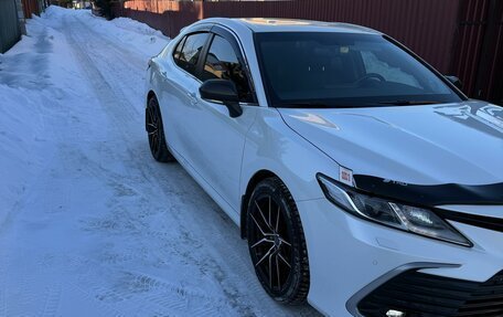 Toyota Camry, 2021 год, 3 550 000 рублей, 1 фотография