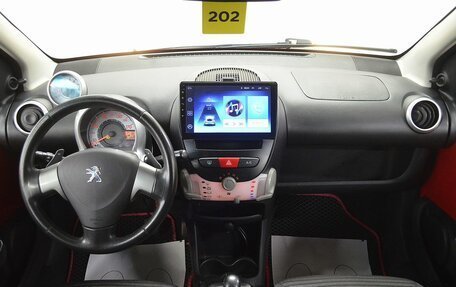 Peugeot 107 I рестайлинг, 2012 год, 480 000 рублей, 17 фотография