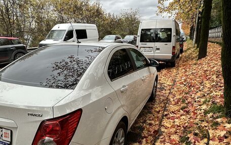 Chevrolet Aveo III, 2014 год, 1 000 000 рублей, 3 фотография