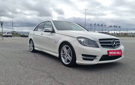 Mercedes-Benz C-Класс, 2011 год, 1 700 000 рублей, 2 фотография