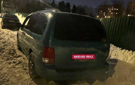 KIA Carnival III, 2002 год, 465 000 рублей, 4 фотография