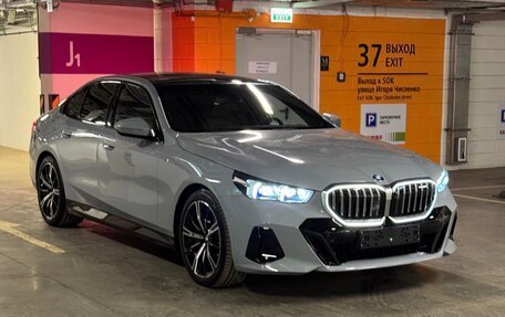 BMW 5 серия, 2024 год, 11 000 000 рублей, 4 фотография