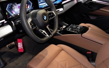 BMW 5 серия, 2024 год, 11 000 000 рублей, 11 фотография