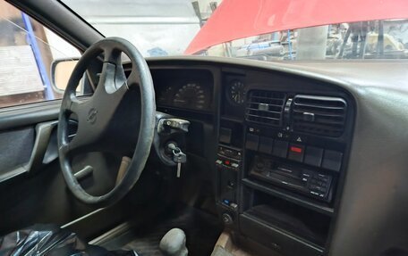 Opel Omega A, 1988 год, 155 000 рублей, 2 фотография