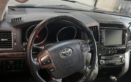 Toyota Land Cruiser 200, 2013 год, 3 800 000 рублей, 6 фотография