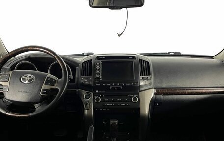 Toyota Land Cruiser 200, 2011 год, 2 999 000 рублей, 11 фотография