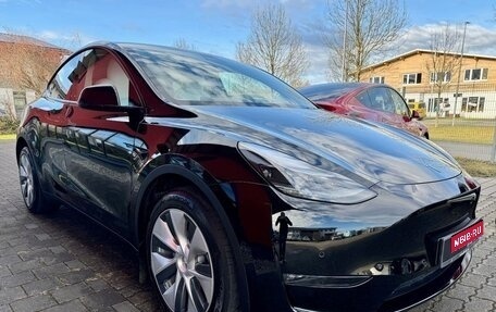 Tesla Model Y I, 2021 год, 5 047 000 рублей, 1 фотография