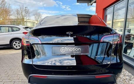 Tesla Model Y I, 2021 год, 5 047 000 рублей, 5 фотография