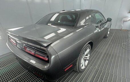 Dodge Challenger III рестайлинг 2, 2022 год, 11 800 000 рублей, 5 фотография