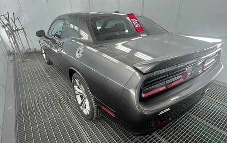 Dodge Challenger III рестайлинг 2, 2022 год, 11 800 000 рублей, 4 фотография