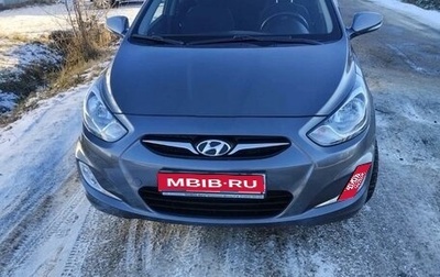 Hyundai Solaris II рестайлинг, 2012 год, 900 000 рублей, 1 фотография