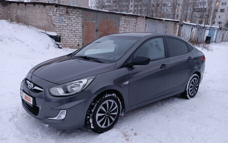 Hyundai Solaris II рестайлинг, 2014 год, 730 000 рублей, 2 фотография