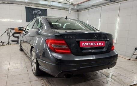 Mercedes-Benz C-Класс, 2012 год, 1 550 000 рублей, 4 фотография