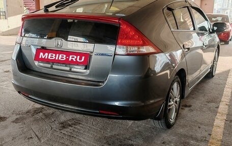 Honda Insight II рестайлинг, 2010 год, 990 000 рублей, 8 фотография