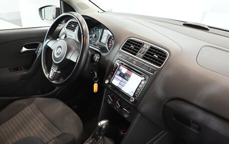 Volkswagen Polo VI (EU Market), 2013 год, 970 000 рублей, 14 фотография