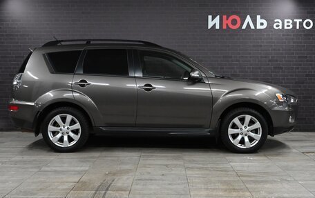 Mitsubishi Outlander III рестайлинг 3, 2010 год, 1 504 000 рублей, 8 фотография