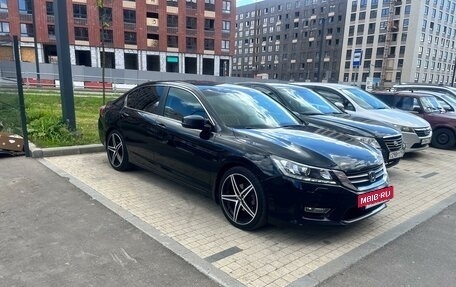 Honda Accord IX рестайлинг, 2013 год, 1 950 000 рублей, 3 фотография