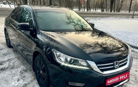 Honda Accord IX рестайлинг, 2013 год, 1 950 000 рублей, 5 фотография