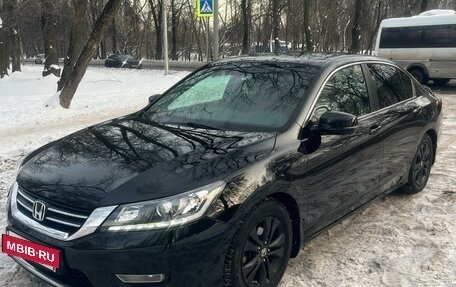 Honda Accord IX рестайлинг, 2013 год, 1 950 000 рублей, 11 фотография