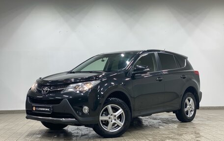 Toyota RAV4, 2013 год, 1 940 000 рублей, 2 фотография