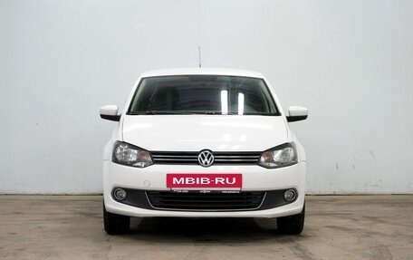 Volkswagen Polo VI (EU Market), 2011 год, 745 000 рублей, 2 фотография