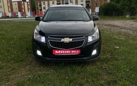 Chevrolet Cruze II, 2014 год, 950 000 рублей, 6 фотография