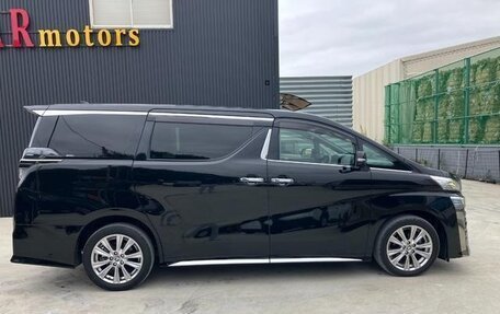 Toyota Vellfire II, 2021 год, 3 850 007 рублей, 4 фотография