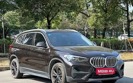 BMW X1, 2021 год, 2 300 000 рублей, 5 фотография